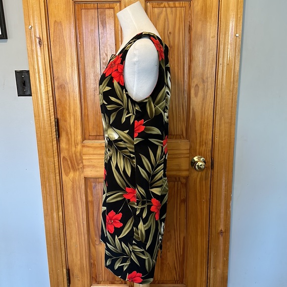 Connected apparel dress - Picture 2 of 6